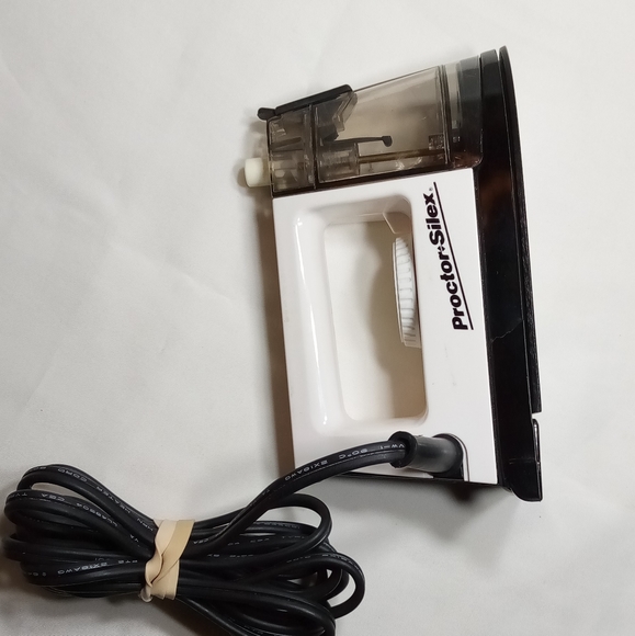Proctor Silex Dual Voltage Steam Dry Travel Iron Model I-2512 - Picture 8 of 12